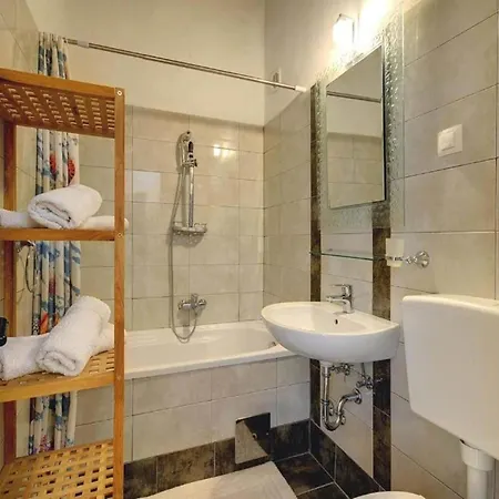 Βίλα In Minj With Private Pool And Nature *