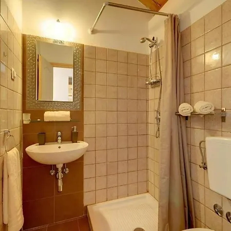 In Minj With Private Pool And Nature Βίλα